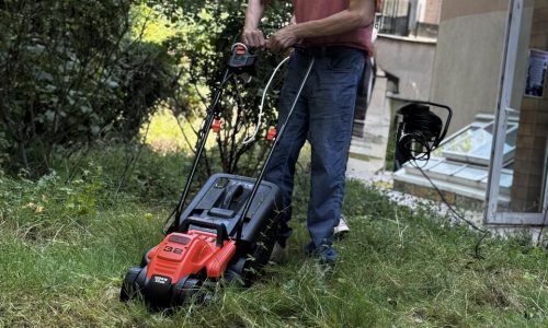 Les jardiniers de la Maison de la Bièvre 🪴🪻 🌺🌻